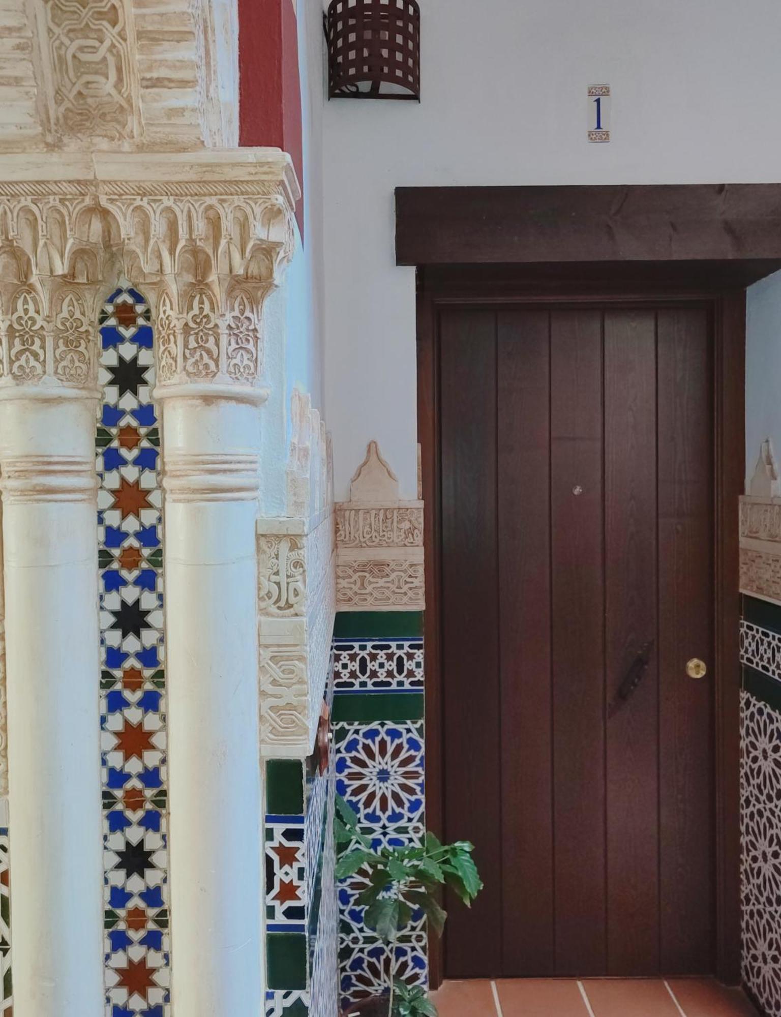 Horno24, Alojamiento Con Patio Andaluz, Tipico De Кордоба Екстериор снимка